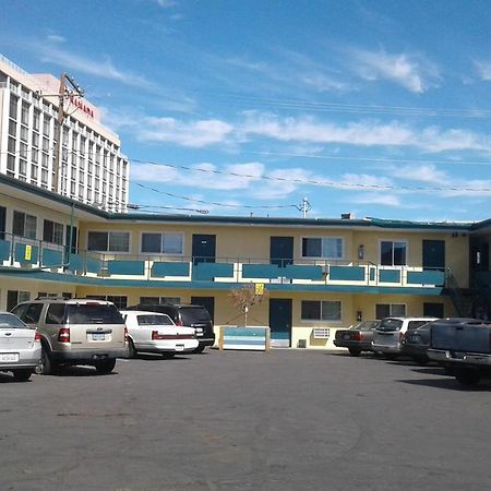 Reno 8 Motel Exterior photo