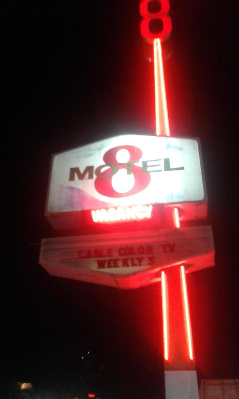 Reno 8 Motel Exterior photo
